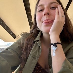 Meet your Posher, Zoe